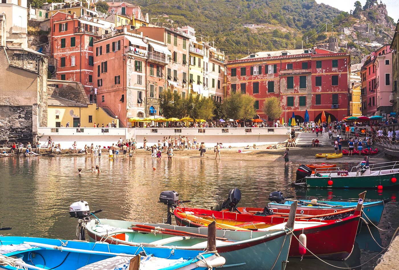 Vernazza как classic Cinque Terre village